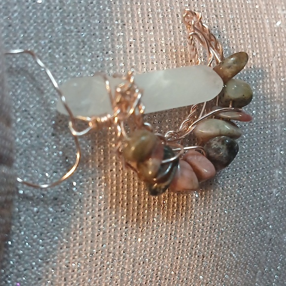 HAND CRAFTED CRYSTAL CRESENT MOON "NEW BEGINNINGS' ELEGANT Pendant Necklace - Picture 4 of 8